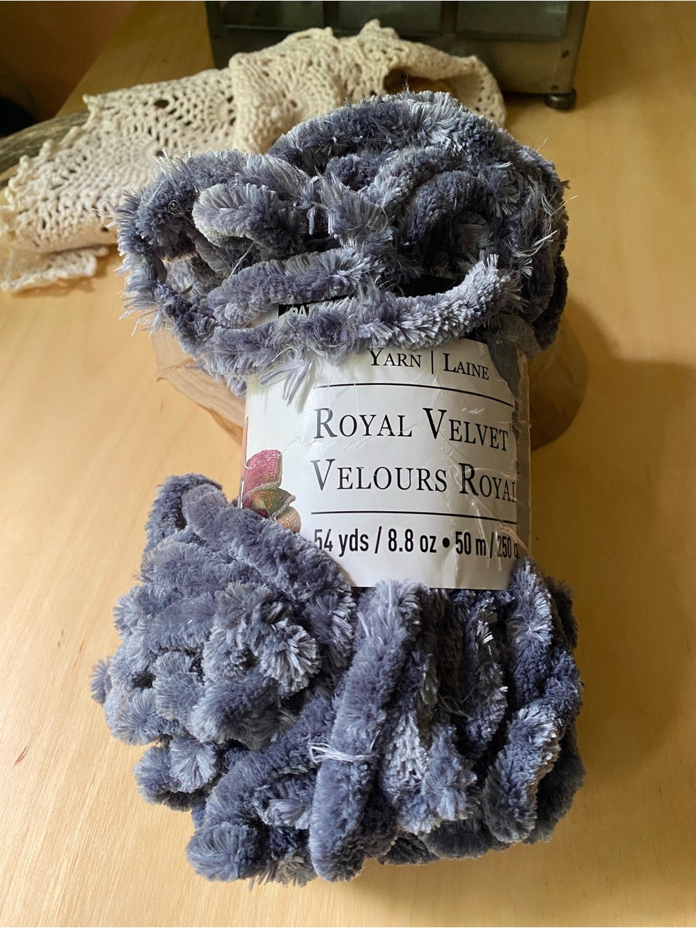 Loops &Thread Royal Velvet yarn gray